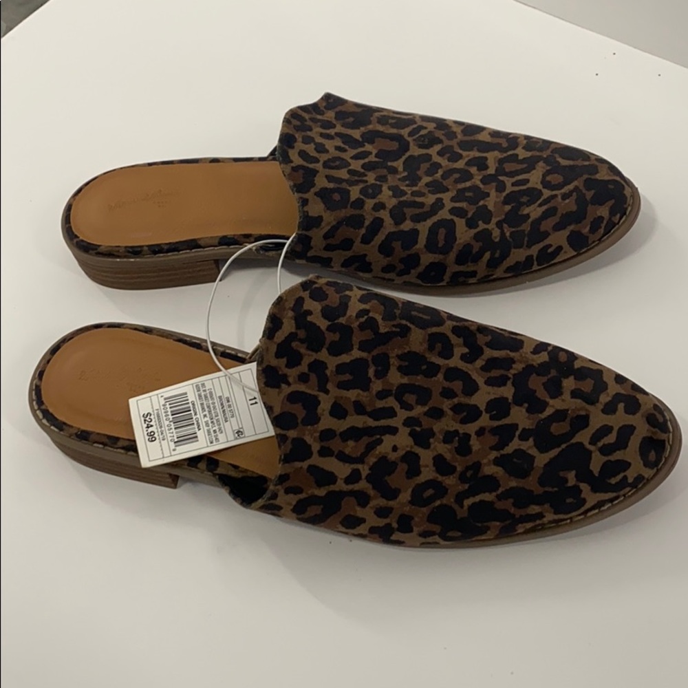 Universal Thread Shoe - image 3